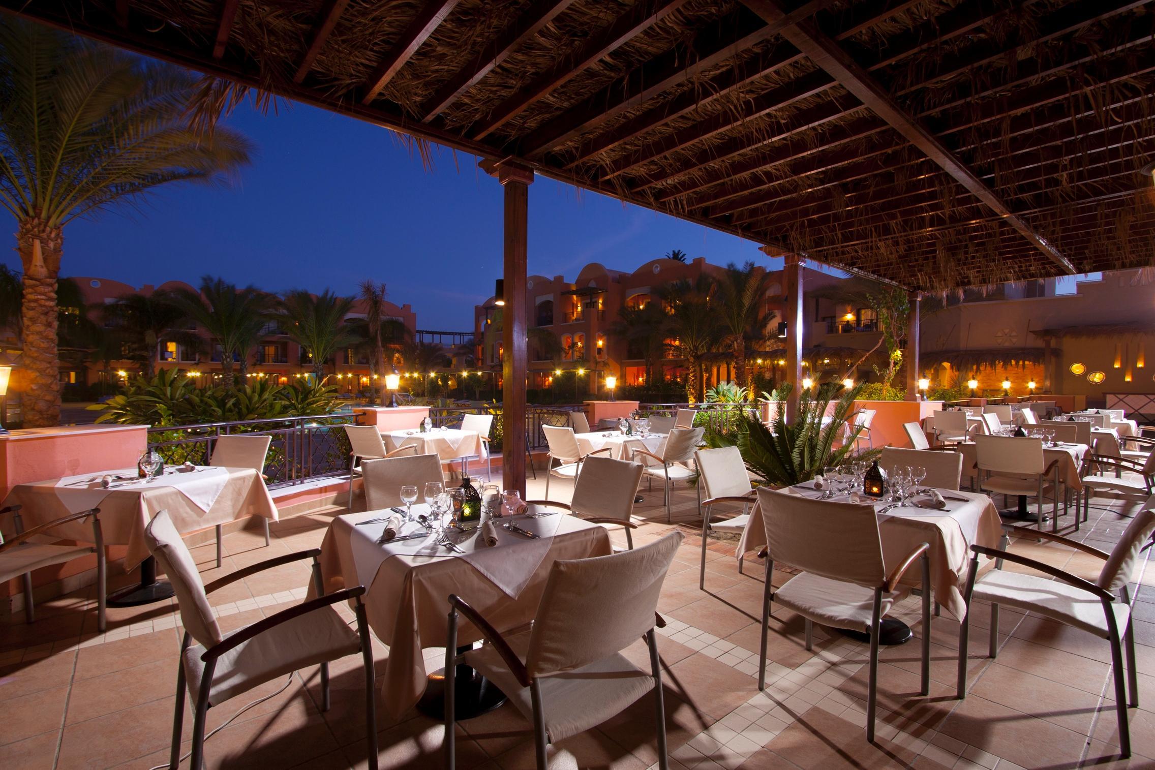 Jaz Neo Dar El Madina Hotel Coraya Bay Exterior photo