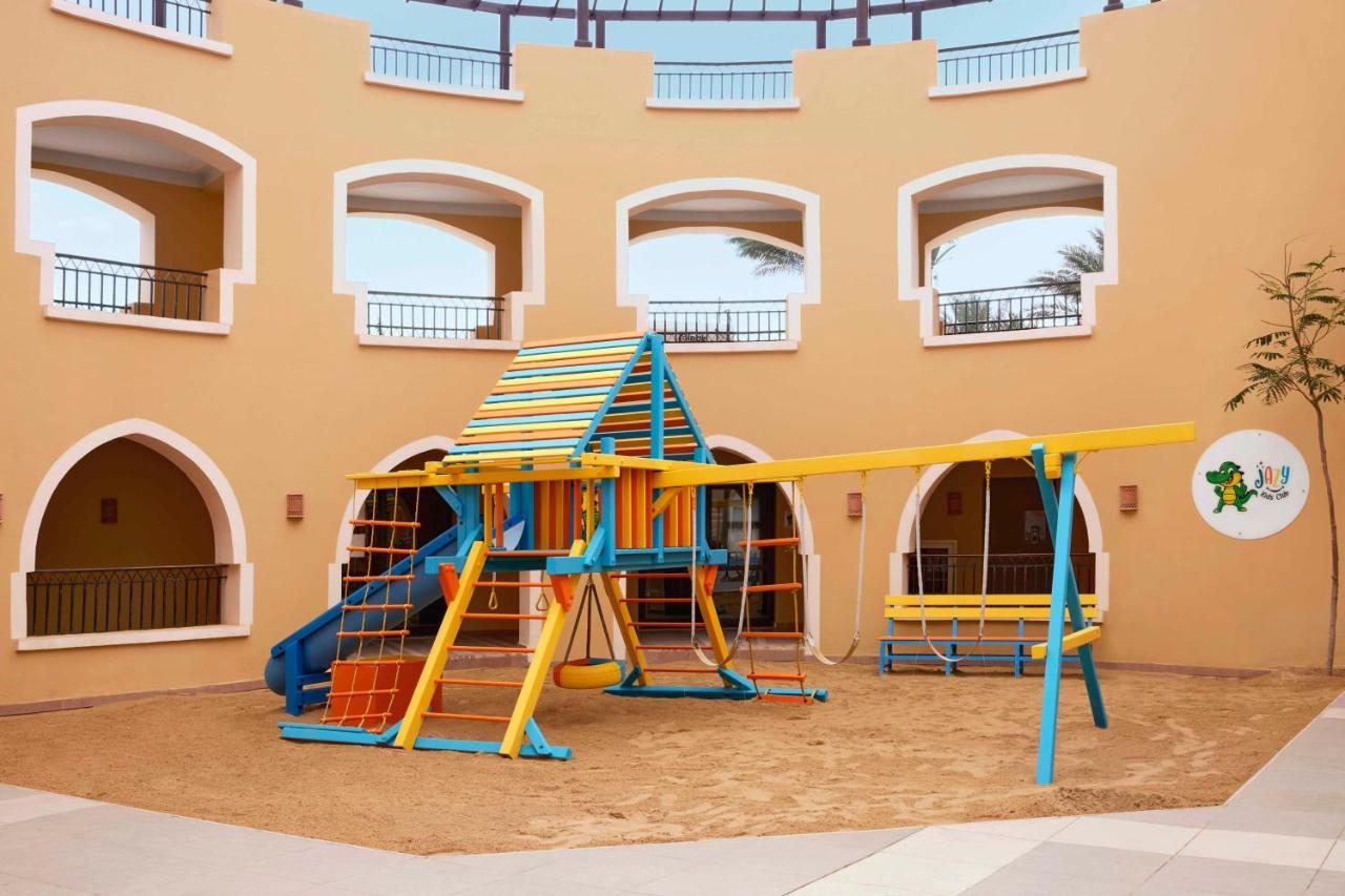 Jaz Neo Dar El Madina Hotel Coraya Bay Exterior photo